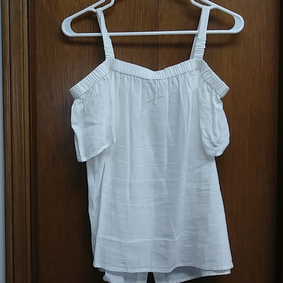 🆕Off the shoulders linen top - Picture 4 of 5